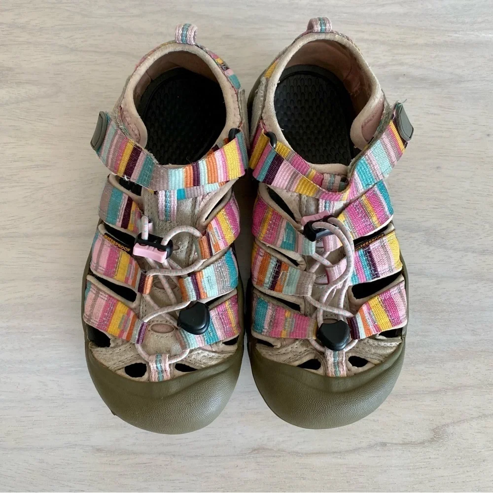 Keen Newport H2 Pink Pastel Stripe Rainbow Sandals Water Shoes Waterproof sz 3